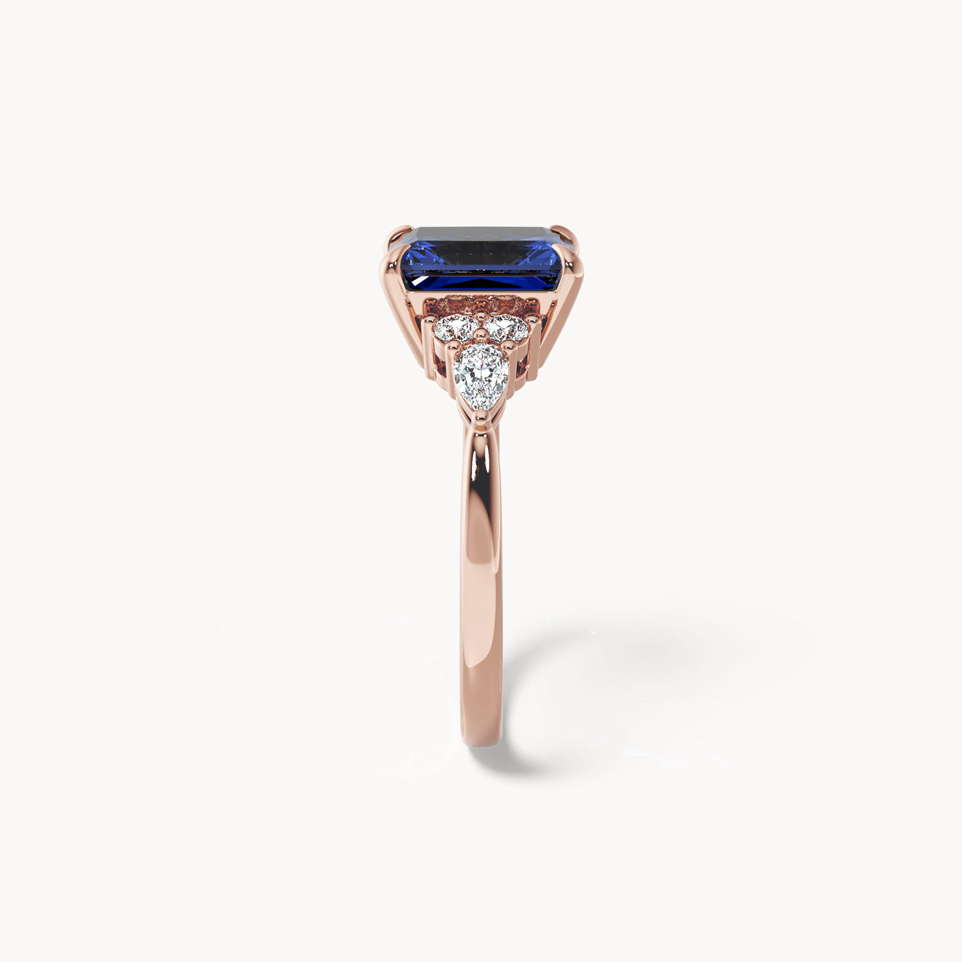 Ava Ring