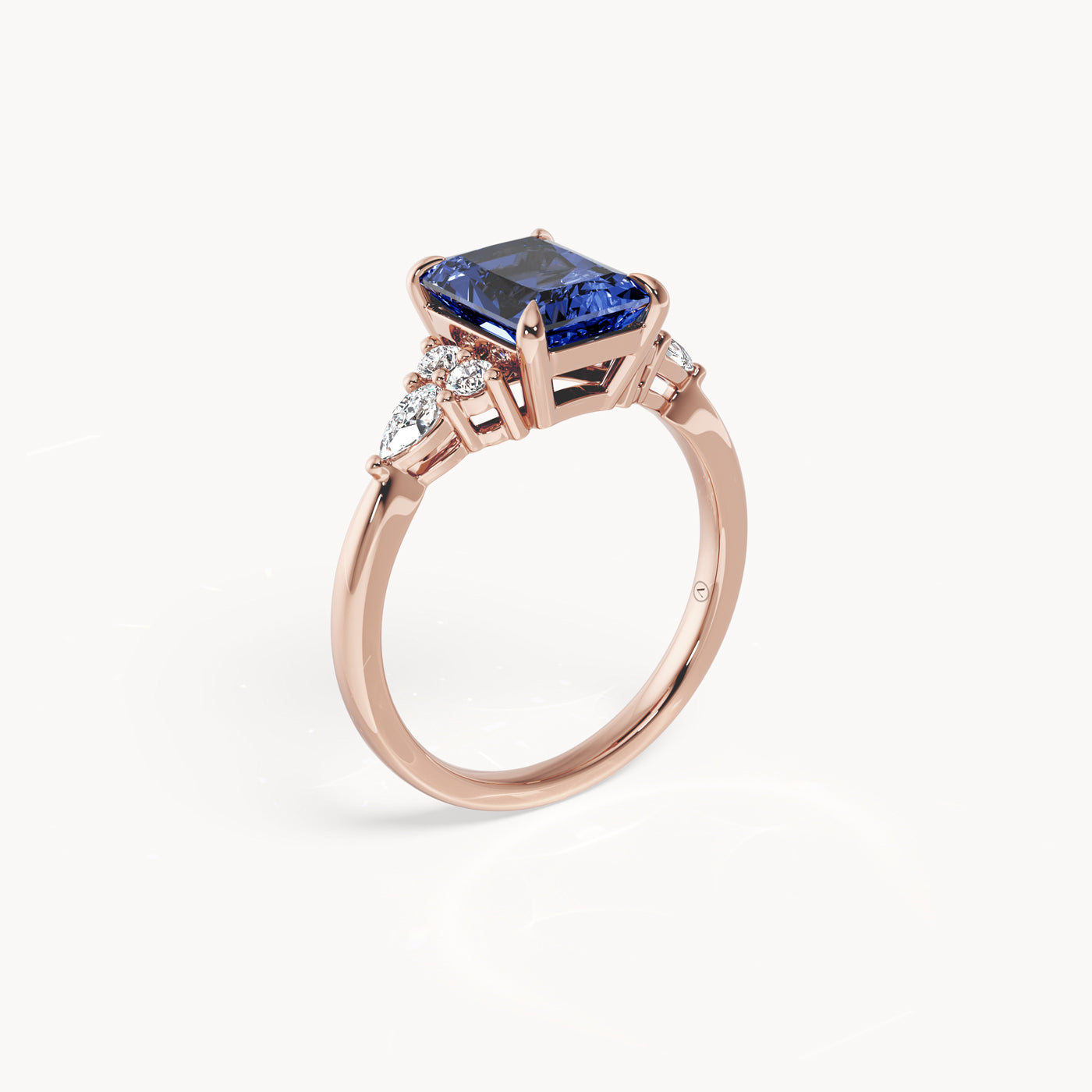 Ava Ring