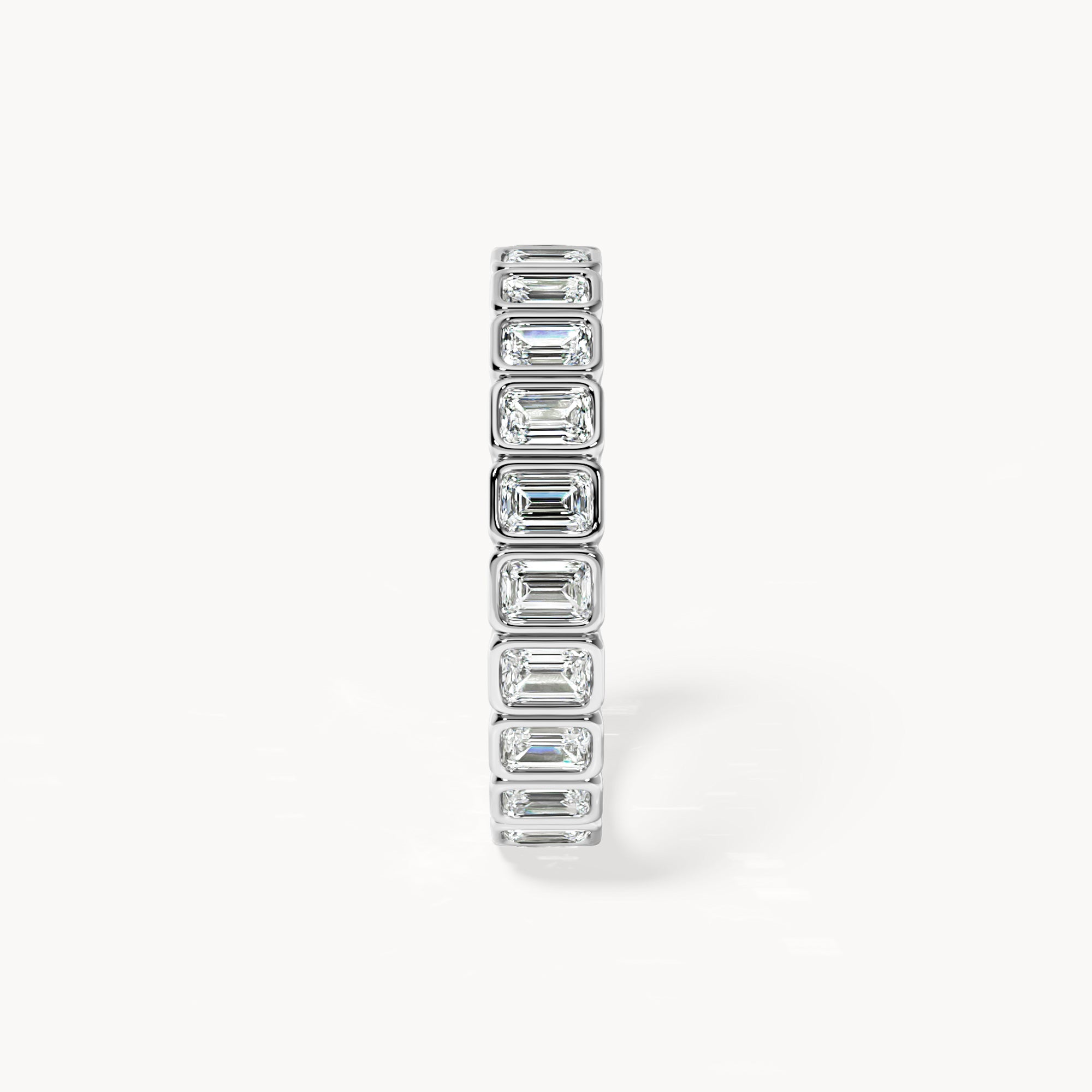 Bezel Memory Ring Emerald