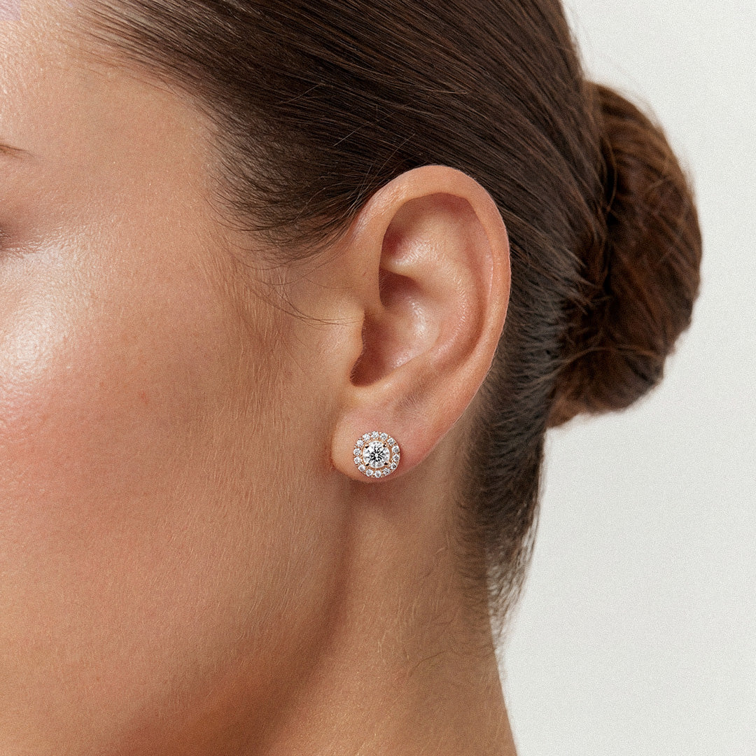 Camilla Studs