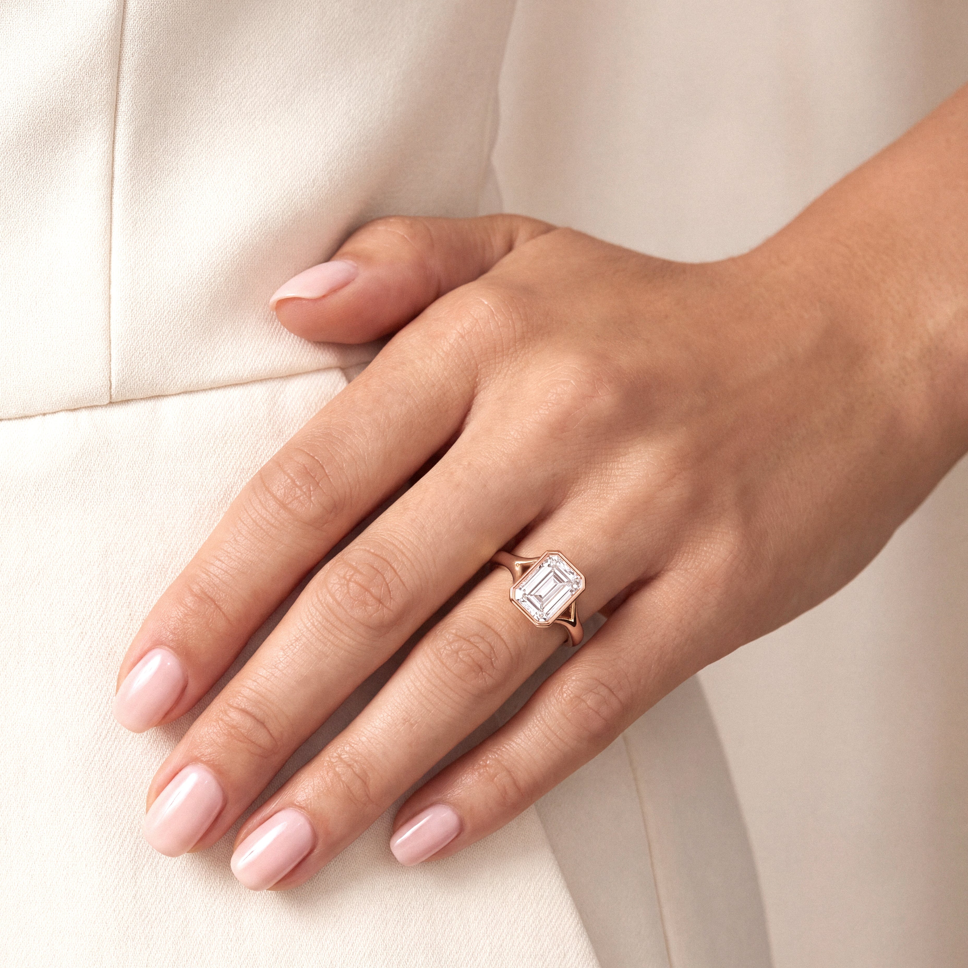 Bezel Verlobungsring Emerald