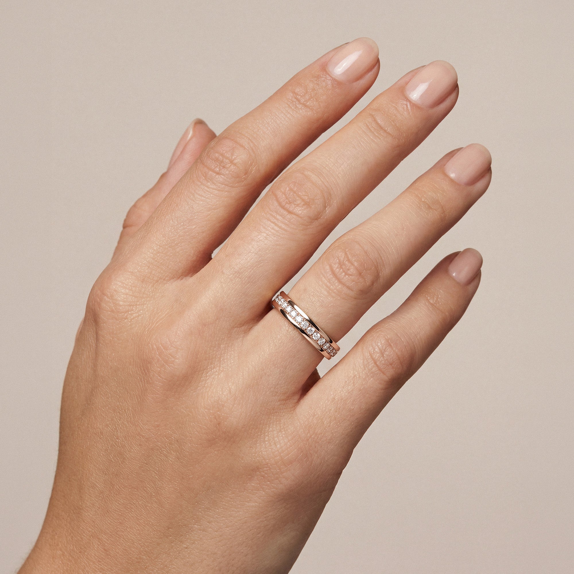 Channel Wedding Band 4mm
