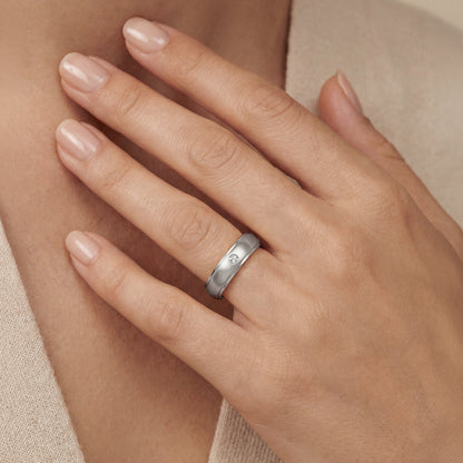 Solitaire Wedding Band