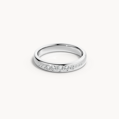 Graduated Brilliant Wedding Band