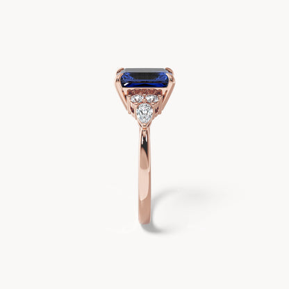 Ava Ring