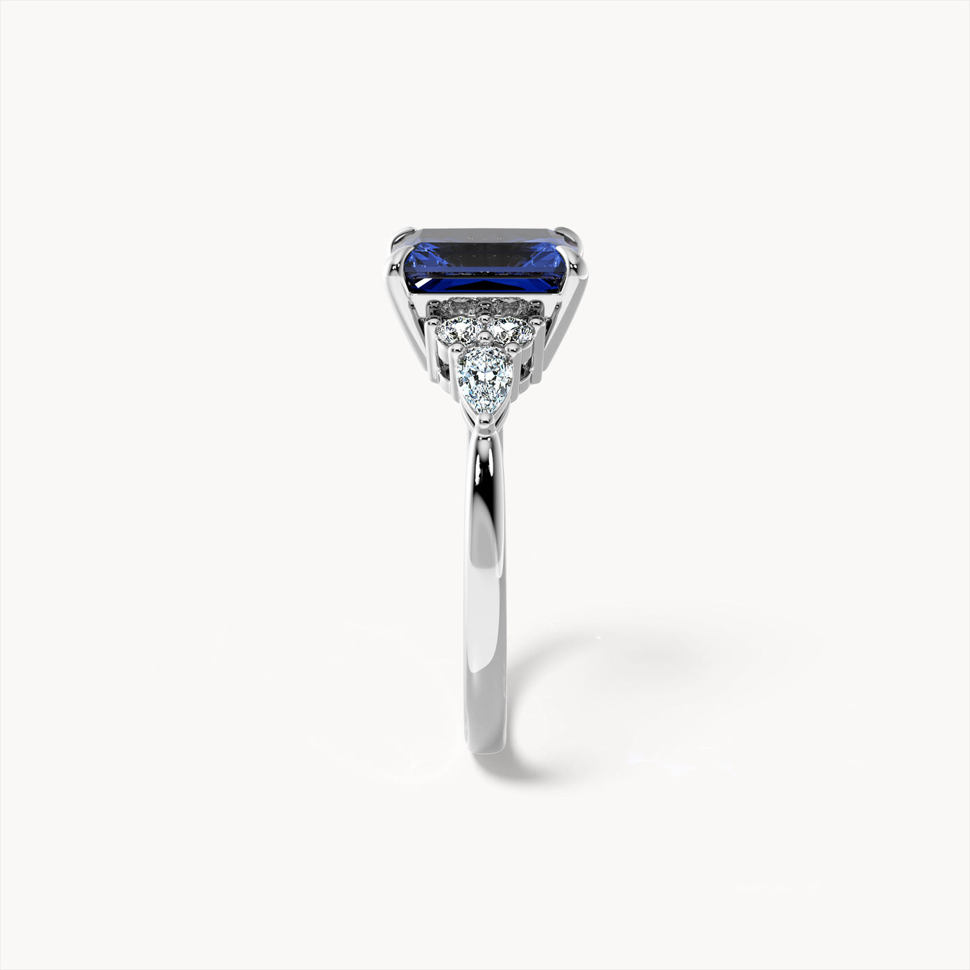 Ava Ring