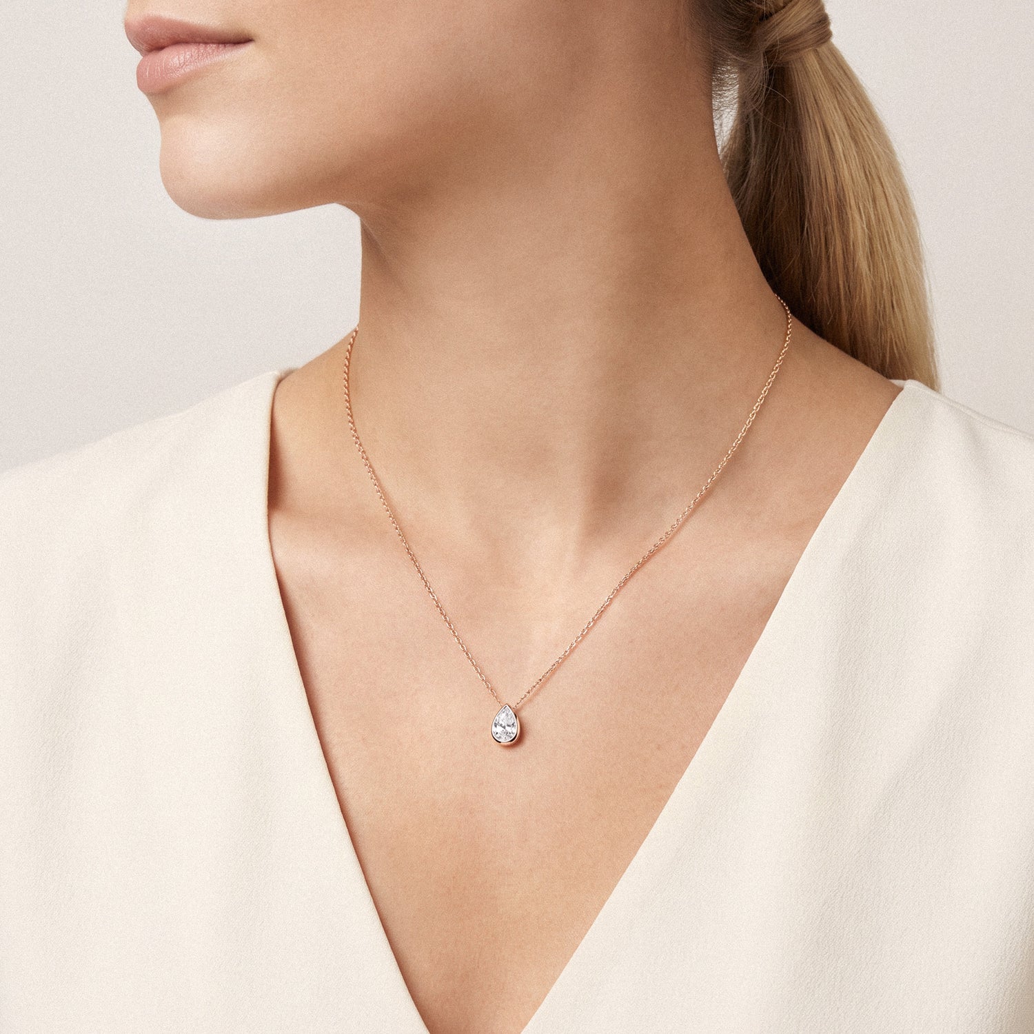 Bezel Halskette Tropfen