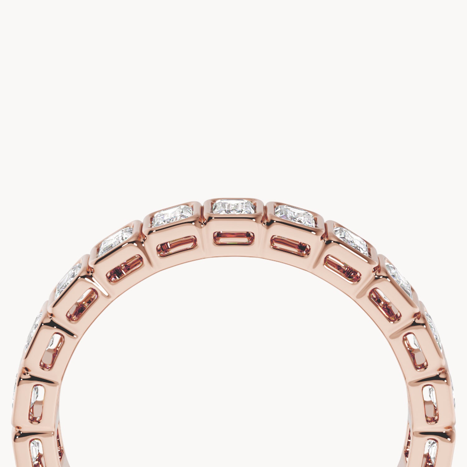 Bezel Memory Ring Emerald
