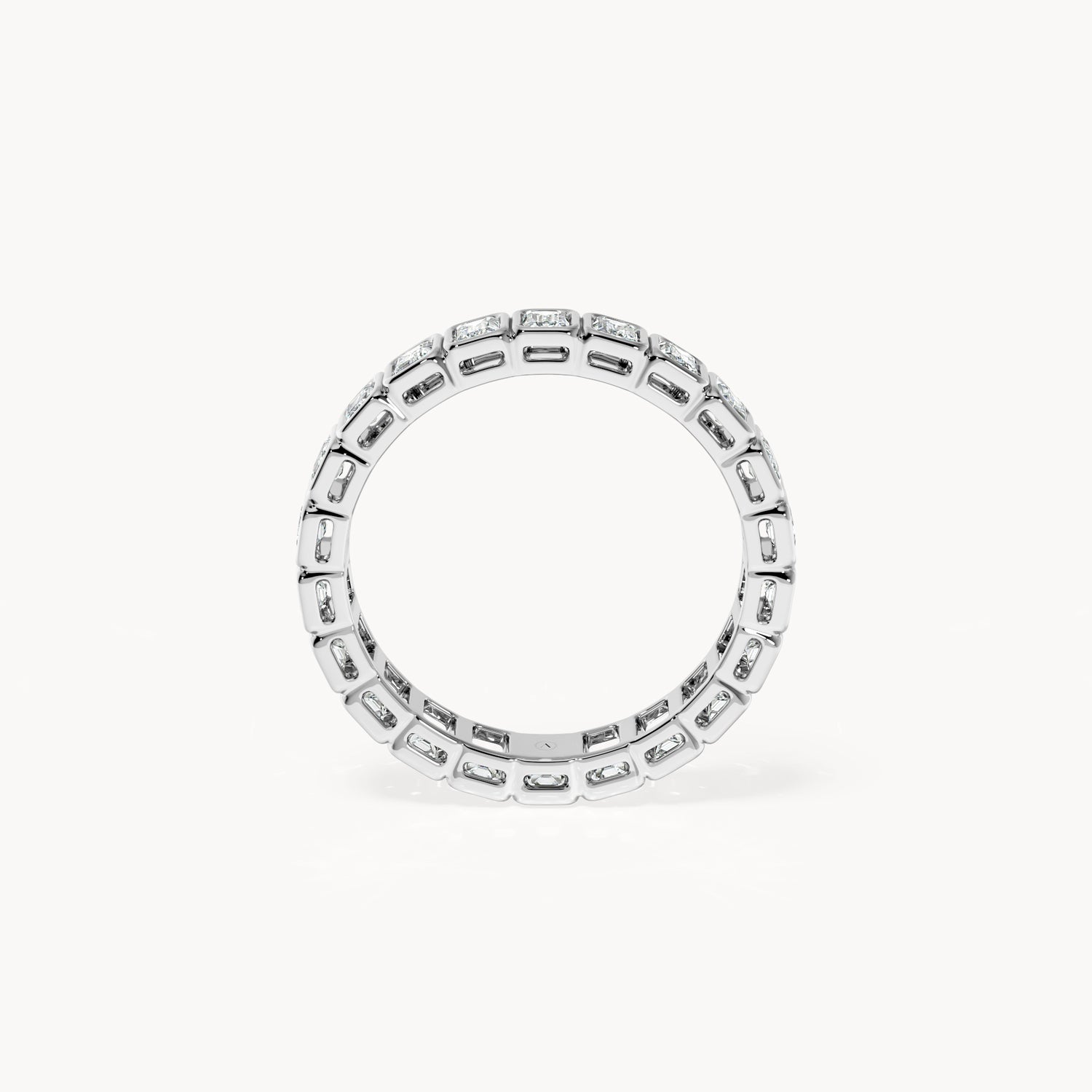 Bezel Memory Ring Emerald