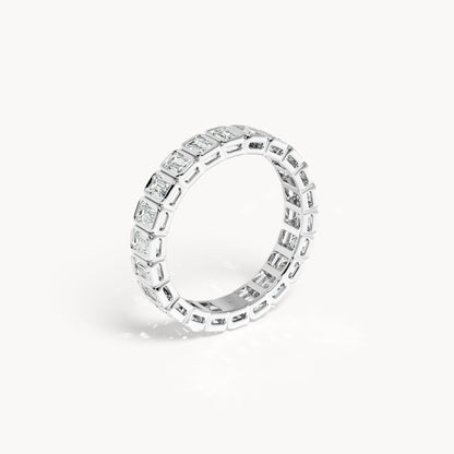 Bezel Memory Ring Emerald