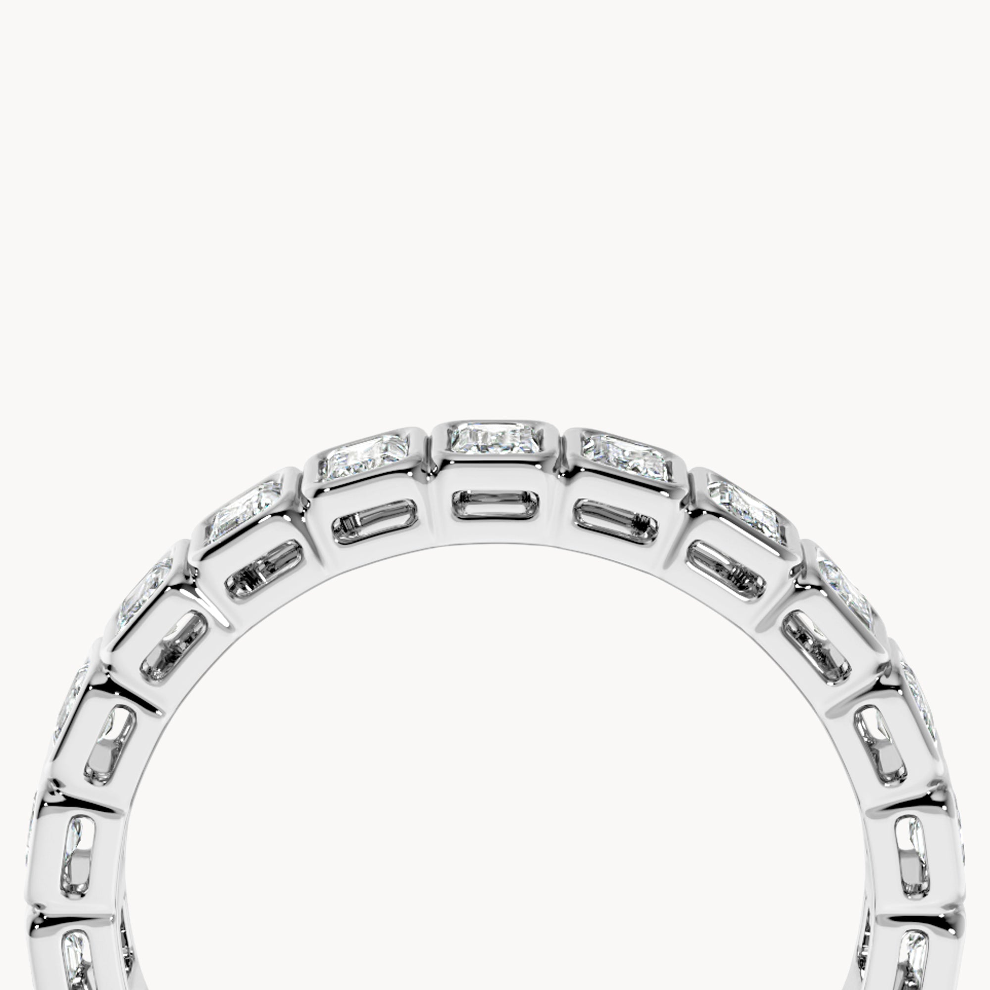 Bezel Memory Ring Emerald