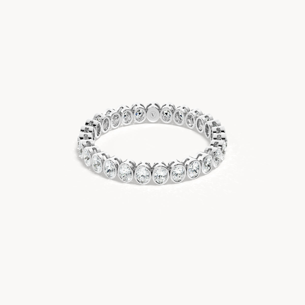 Bezel Memory Ring Oval 0,72ct.
