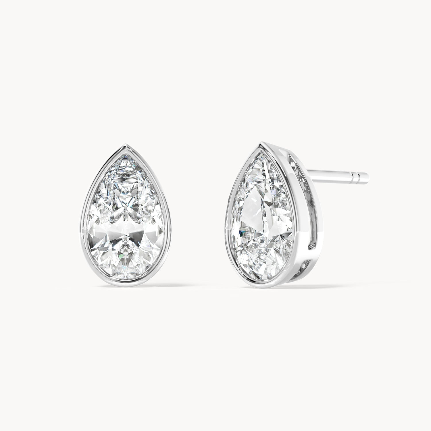 Bezel Ohrstecker Tropfen