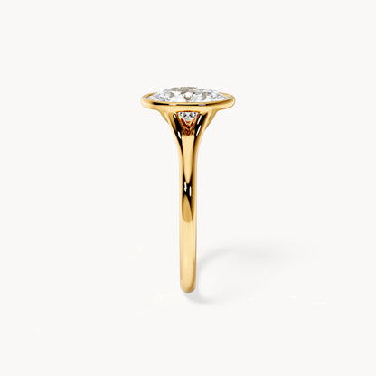 Bezel Verlobungsring Oval