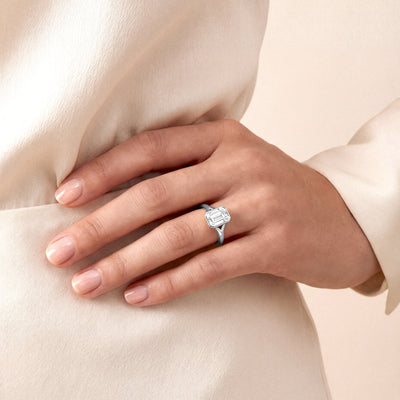 Bezel Verlobungsring Emerald